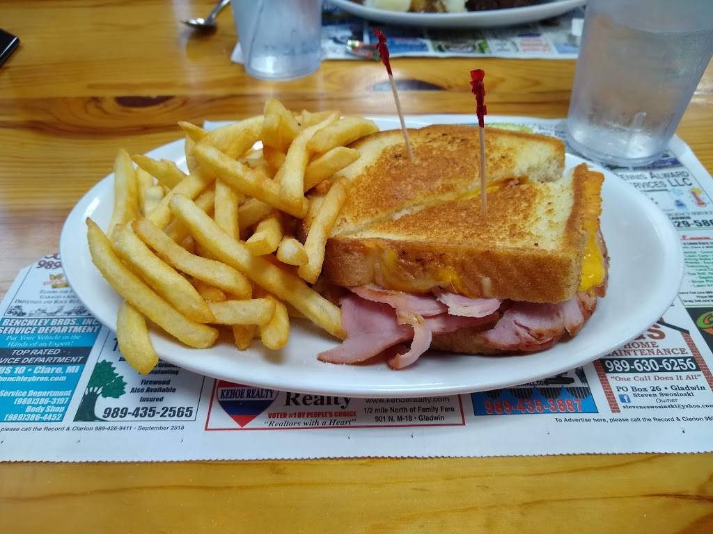 Woodland Diner | restaurant | 350 M-61, Gladwin, MI 48624, USA | 9894267440 OR +1 989-426-7440