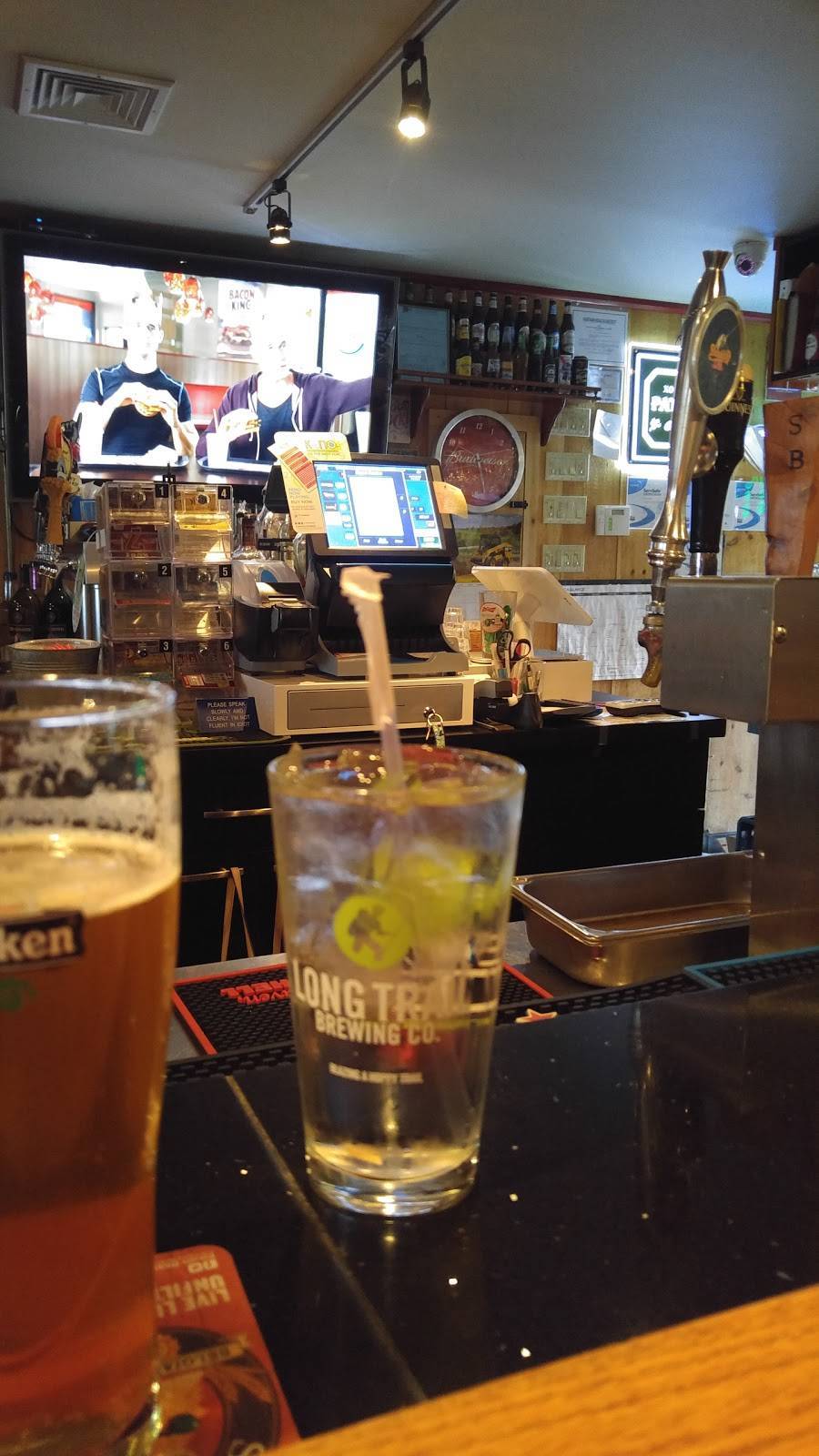 Hilltop BBQ | restaurant | 12 Rae Palmer Rd, Moodus, CT 06469, USA | 8608731234 OR +1 860-873-1234