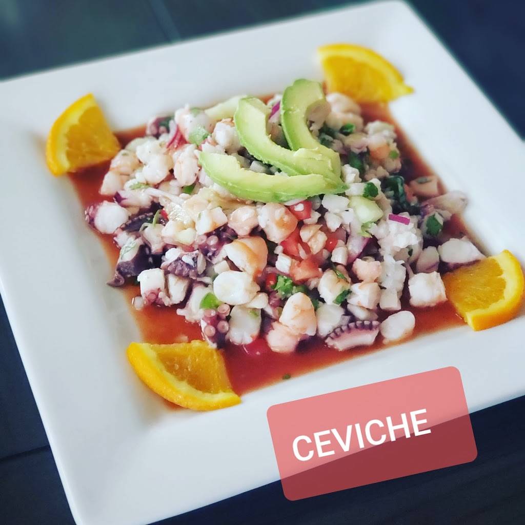 El caribe seafood & clamatos | restaurant | 1055 Sunland Park Dr suite G, El Paso, TX 79922, USA | 9152834014 OR +1 915-283-4014