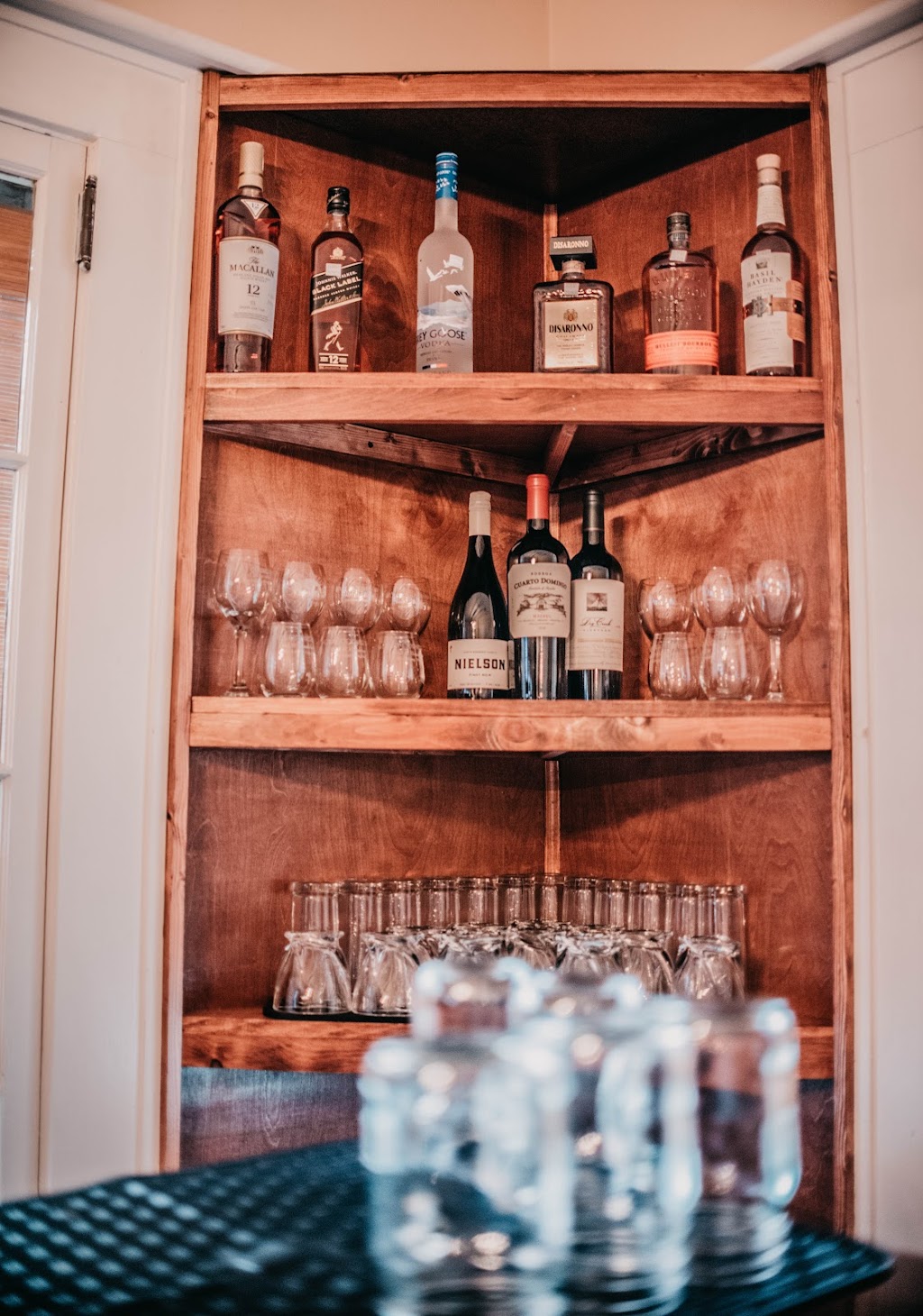 The Corner at Clay Street | restaurant | 401 Clay St SW, Blacksburg, VA 24060, USA | 5405524030 OR +1 540-552-4030