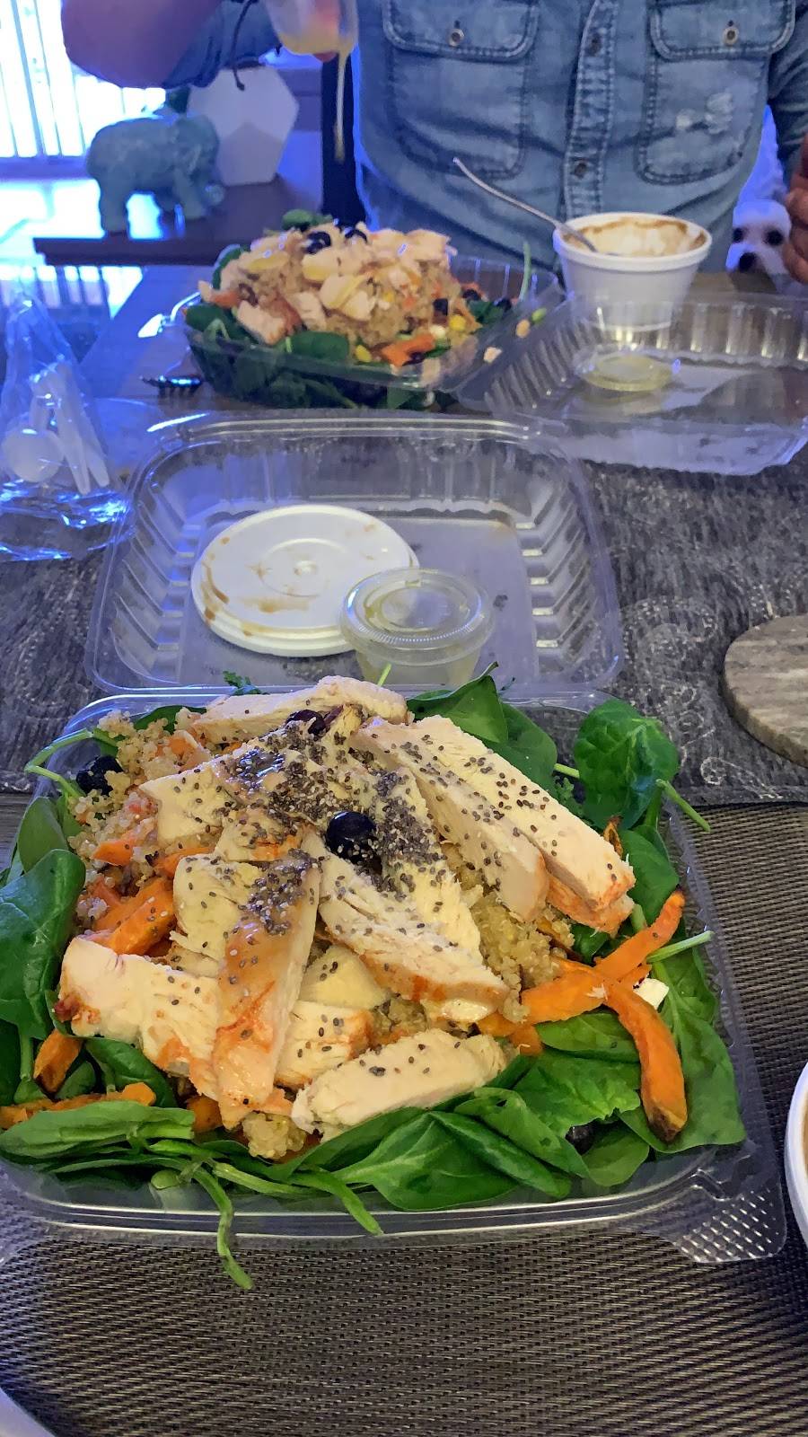 Delirio Fresh Co Express | restaurant | 7299 NW 36th St, Miami, FL 33166, USA | 3054775195 OR +1 305-477-5195