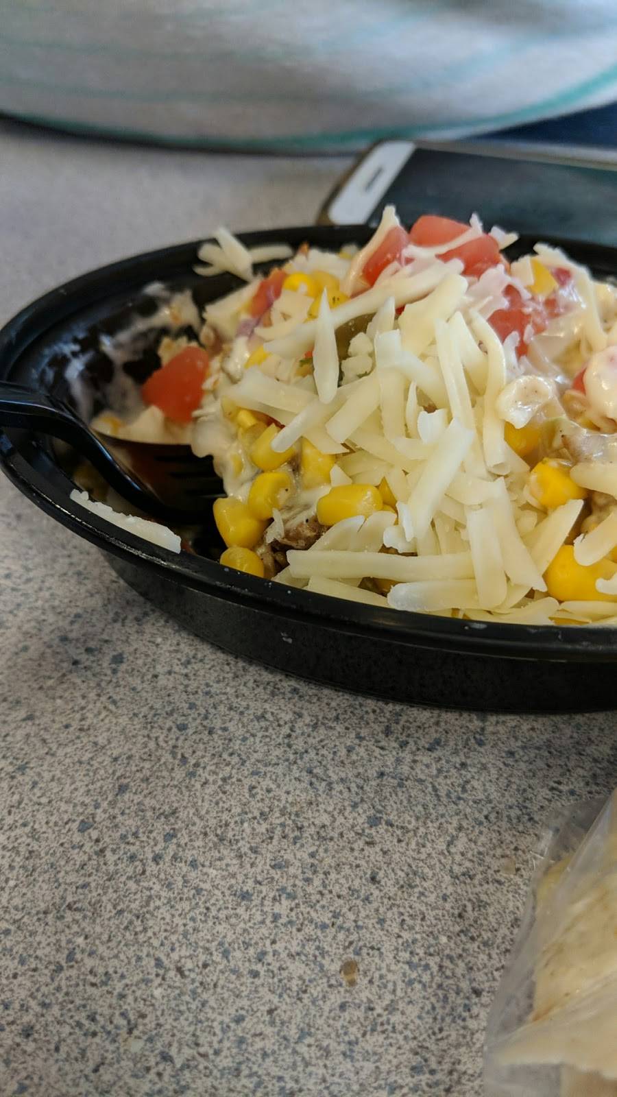 Hot Head Burritos | restaurant | 2025 Tiffin Ave, Findlay, OH 45840, USA | 4194290969 OR +1 419-429-0969