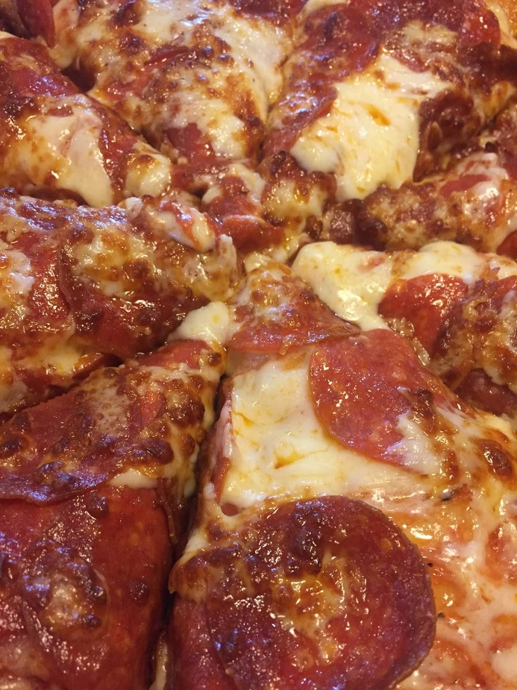 Pizza Hut | restaurant | 2245 US-1, North Brunswick Township, NJ 08902, USA | 7329400808 OR +1 732-940-0808