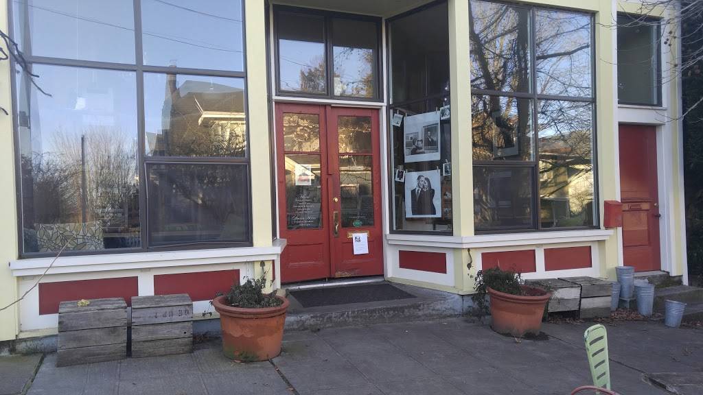 Volunteer Park Cafe | restaurant | 1501 17th Ave E, Seattle, WA 98112, USA | 2063283155 OR +1 206-328-3155