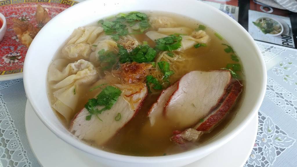 Pho Ong 8 | restaurant | 4857 E Harry St, Wichita, KS 67218, USA | 3166132373 OR +1 316-613-2373