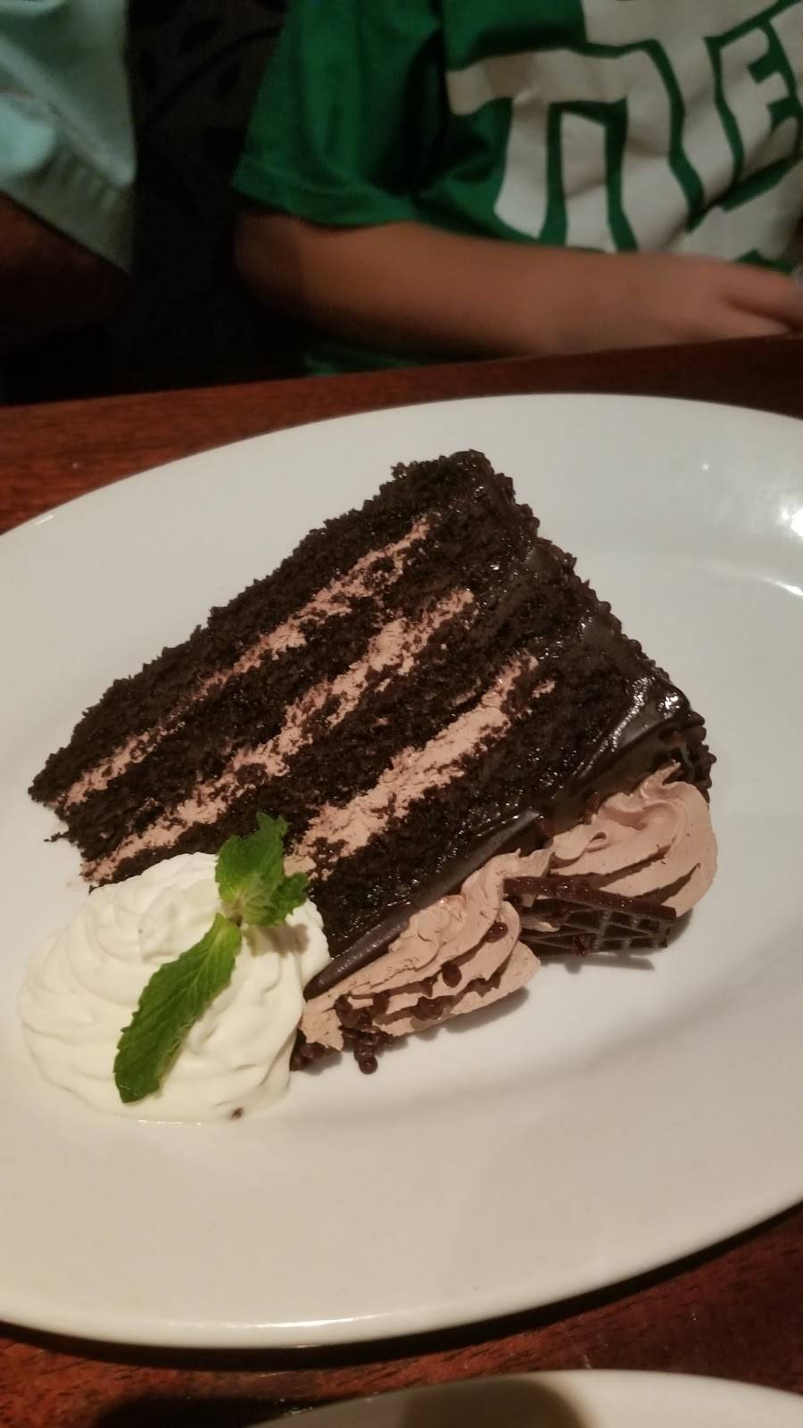 Stonewood Grill & Tavern | restaurant | 612 E Bloomingdale Ave, Brandon, FL 33511, USA | 8136559561 OR +1 813-655-9561