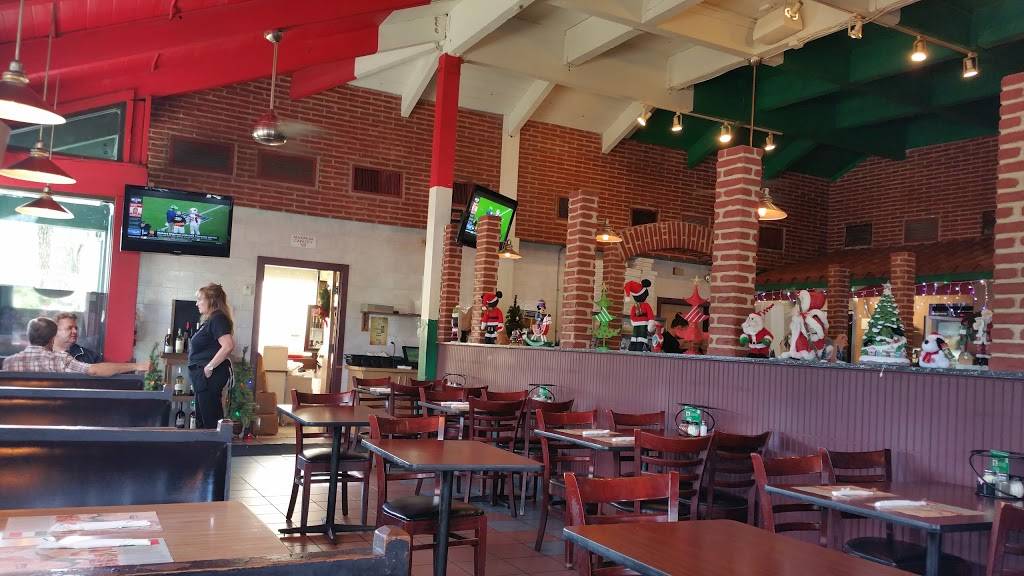 Disalvos Pizza & Italian Restaurant | restaurant | 4190 N 46th Ave, Hollywood, FL 33021, USA | 9549621115 OR +1 954-962-1115