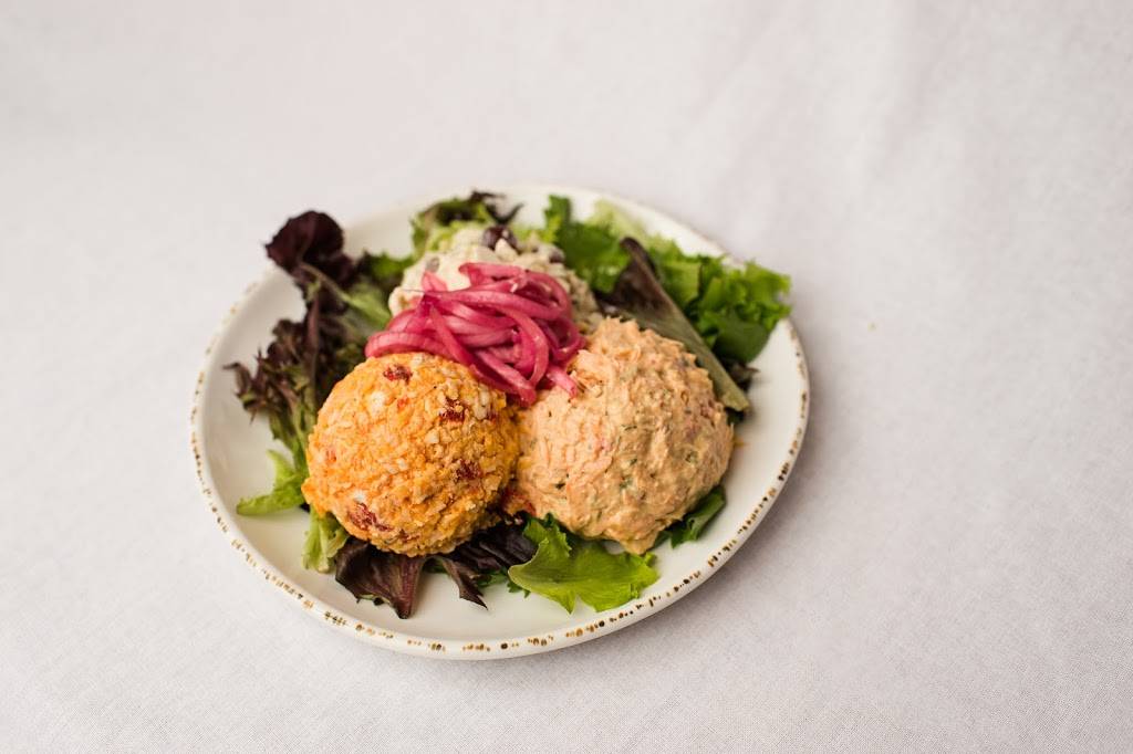 PDK Southern Kitchen & Pantry | restaurant | 8121 Sawyer Brown Rd Suite 204, Nashville, TN 37221, USA | 6159818081 OR +1 615-981-8081