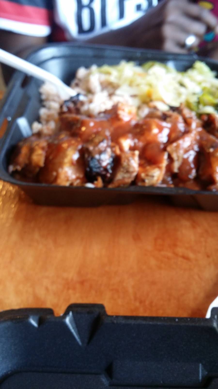 Rastas Hut The Carribean Escape Restaurant | restaurant | 512 S Main St, Marion, SC 29571, USA | 8434338496 OR +1 843-433-8496