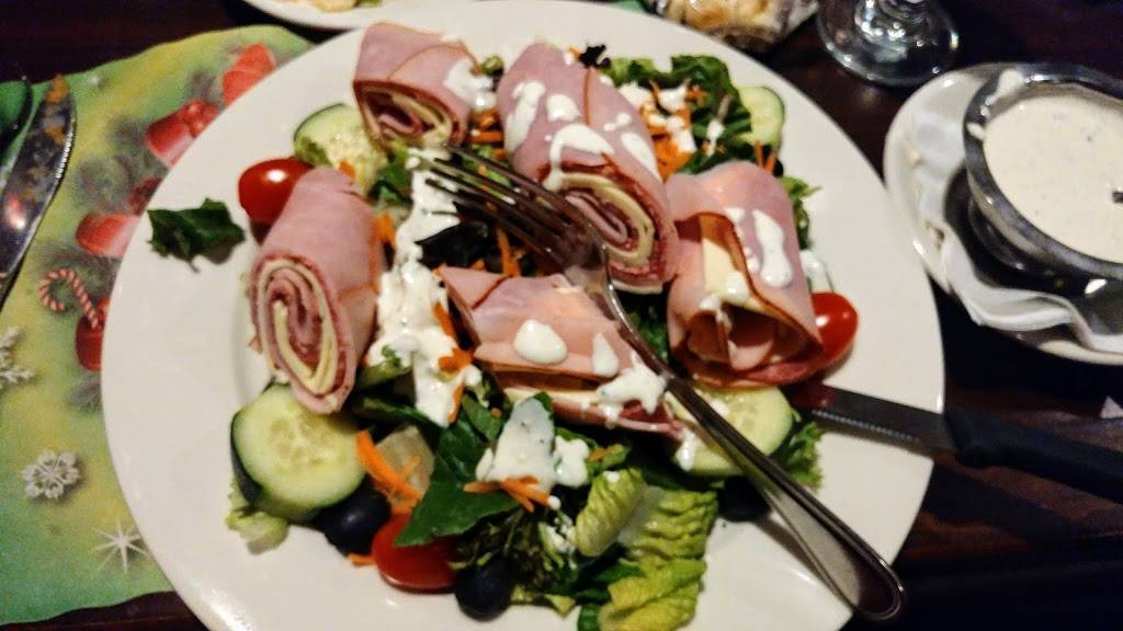 Avanti Restaurant | restaurant | 34 River Rd, Meriden, CT 06451, USA | 2034409990 OR +1 203-440-9990