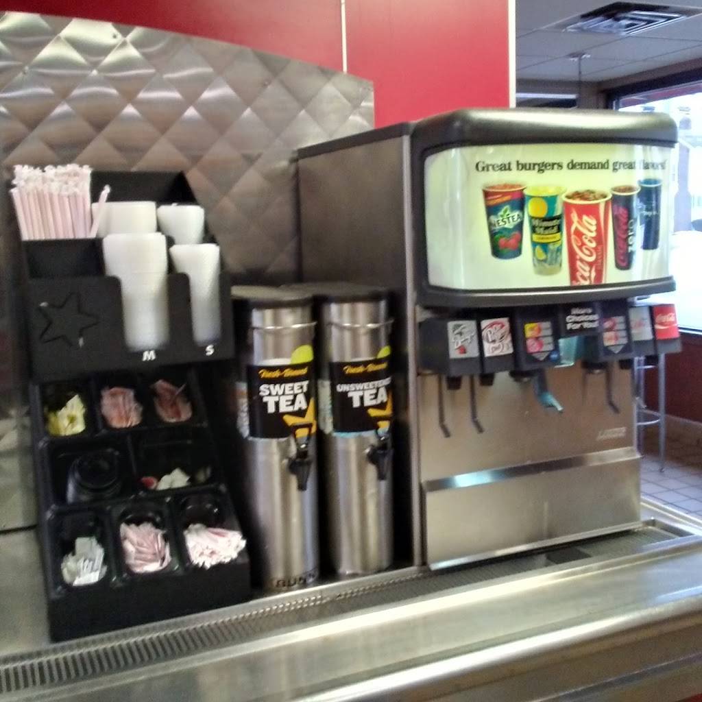 Hardees | restaurant | 709 E Lincolnway, Minerva, OH 44657, USA | 3308685700 OR +1 330-868-5700