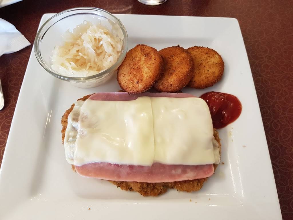 Schnitzel House | restaurant | 17274 San Carlos Blvd #209, Fort Myers Beach, FL 33931, USA | 2394378664 OR +1 239-437-8664