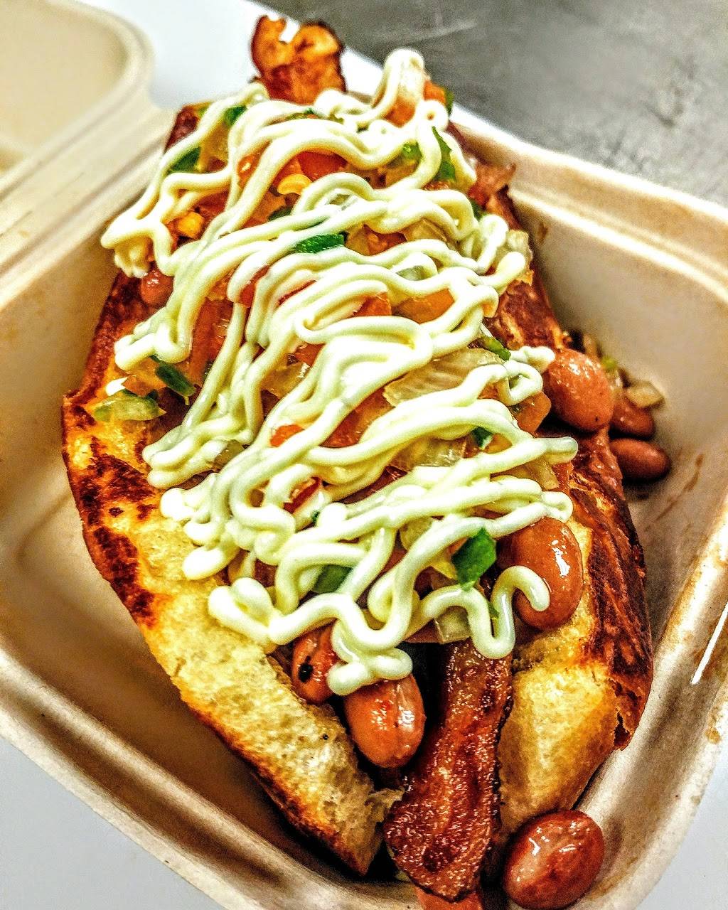 Lauras Burgers and More | restaurant | 60 E Western Ave, Avondale, AZ 85323, USA | 6239322016 OR +1 623-932-2016