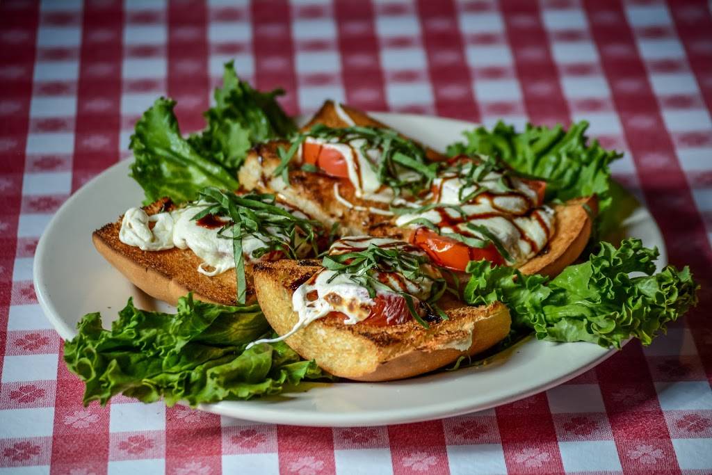 Vinny Vanucchis | restaurant | 201 S Main St, Galena, IL 61036, USA | 8157778100 OR +1 815-777-8100