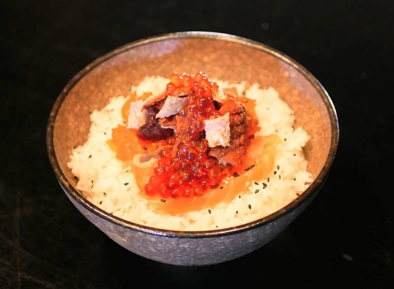 Kitchen United Mix | restaurant | 7127 E Shea Blvd, Scottsdale, AZ 85254, USA | 4807045590 OR +1 480-704-5590