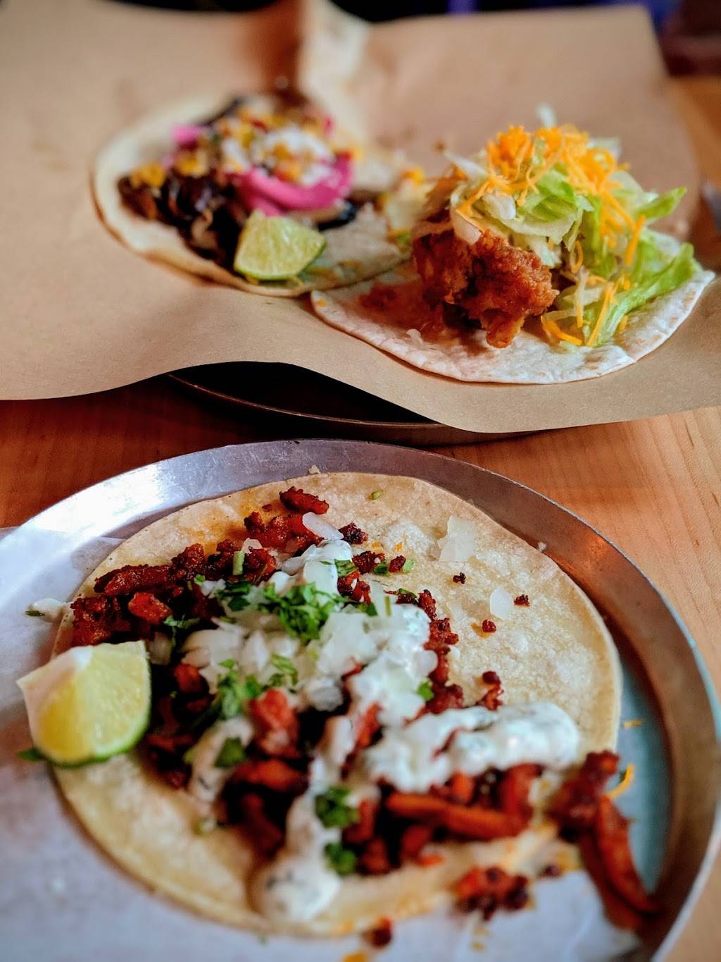 Merles Whiskey Kitchen | restaurant | 122 W Main St, Louisville, KY 40202, USA | 5022908888 OR +1 502-290-8888