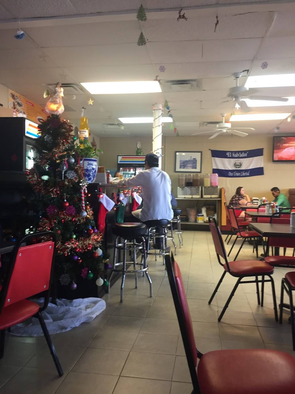 Pupuseria Maribel | restaurant | 11322 Fondren Rd, Houston, TX 77071, USA | 7137285300 OR +1 713-728-5300