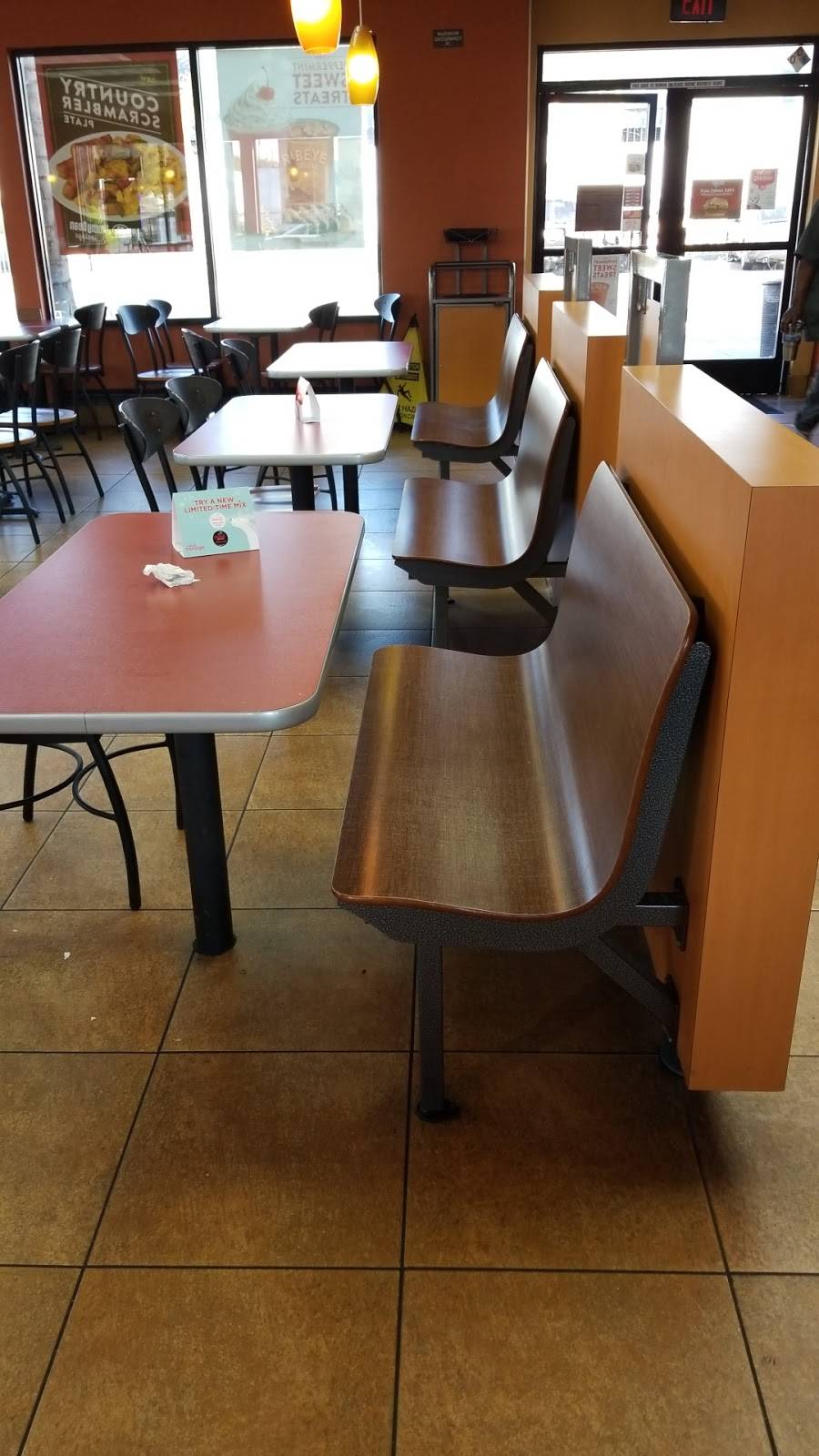 Jack in the Box | restaurant | 13510 S Western Ave, Gardena, CA 90249, USA | 3105385561 OR +1 310-538-5561