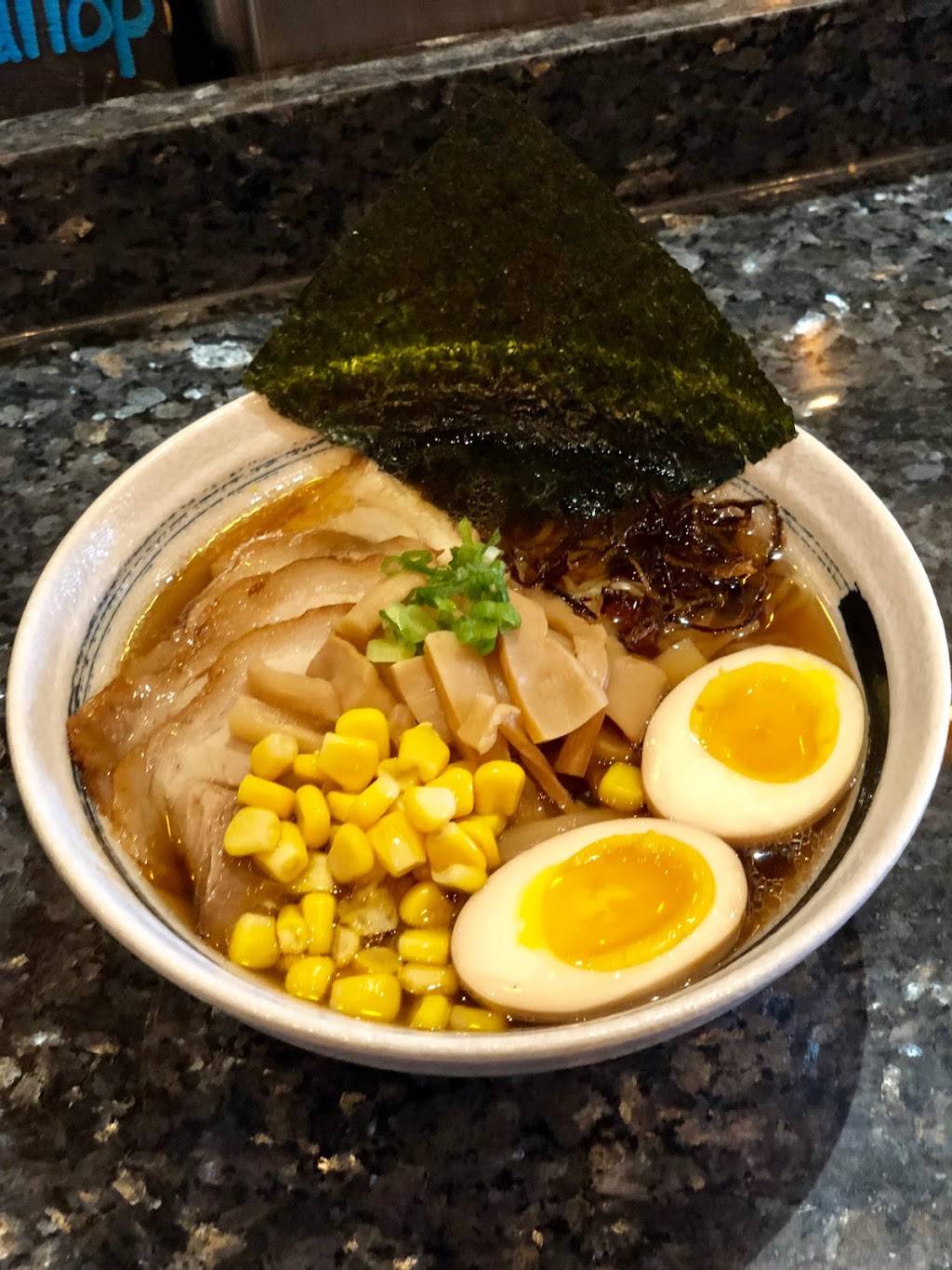 Yoji Sushi House | restaurant | 406 Dewey Blvd, San Francisco, CA 94116, USA | 4156810128 OR +1 415-681-0128