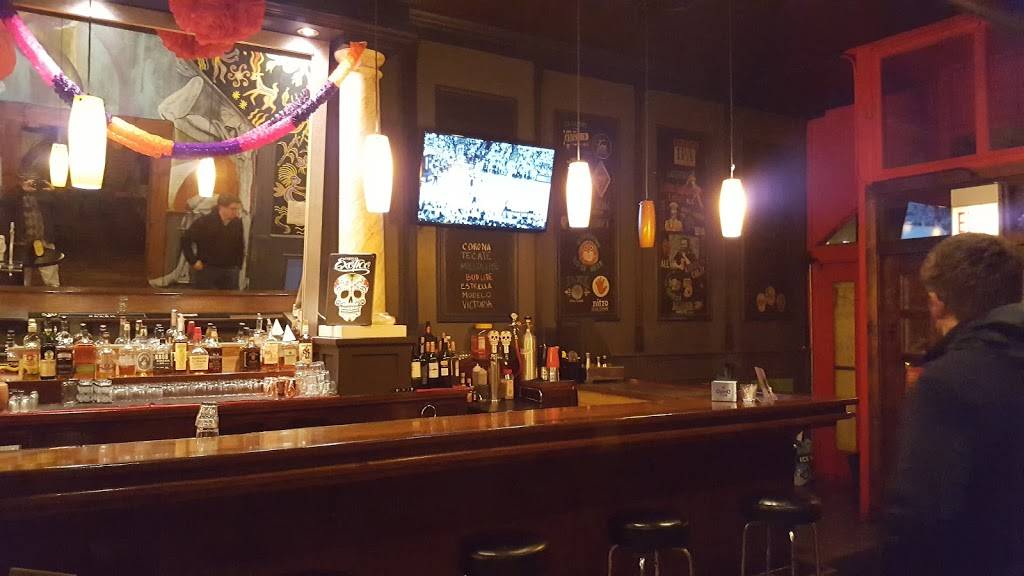 CRĪO | restaurant | 2506 N Clybourn Ave, Chicago, IL 60614, USA | 7735252100 OR +1 773-525-2100