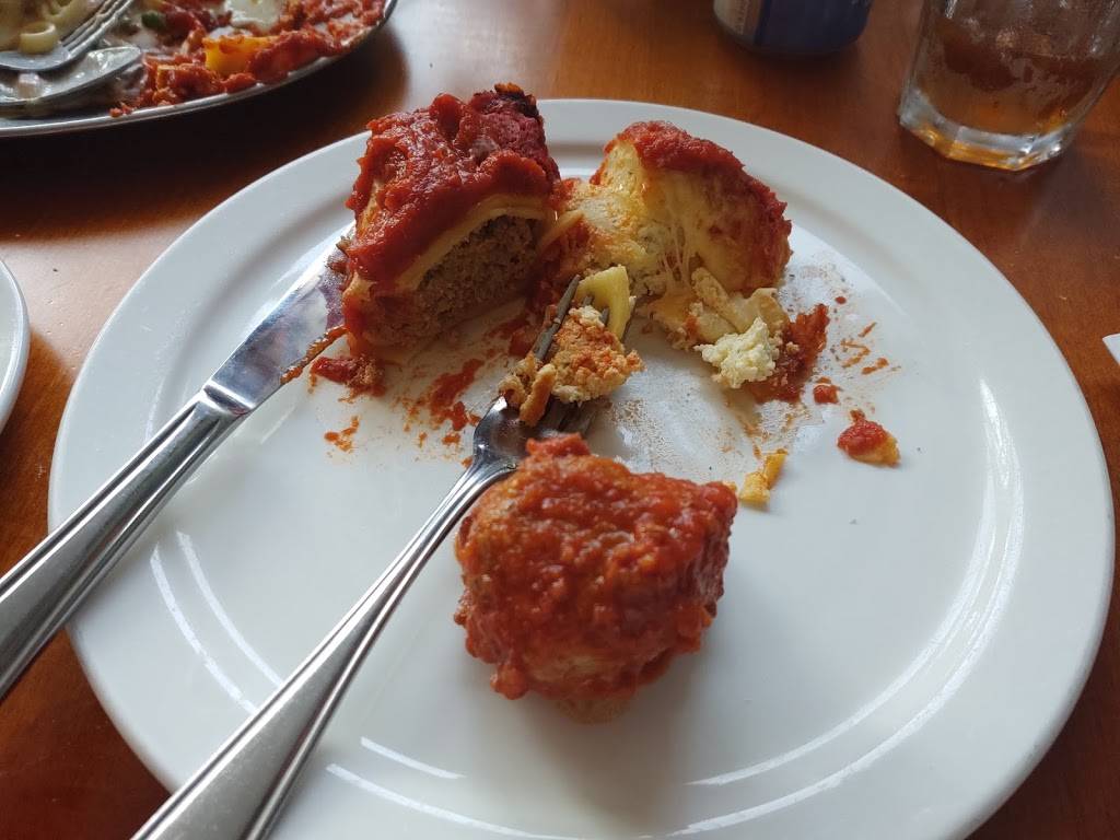 Salvatores Trattoria E Ristoranté | meal takeaway | 105 Michigan Ave, Point Edward, ON N7V 1E5, Canada | 5193442855 OR +1 519-344-2855