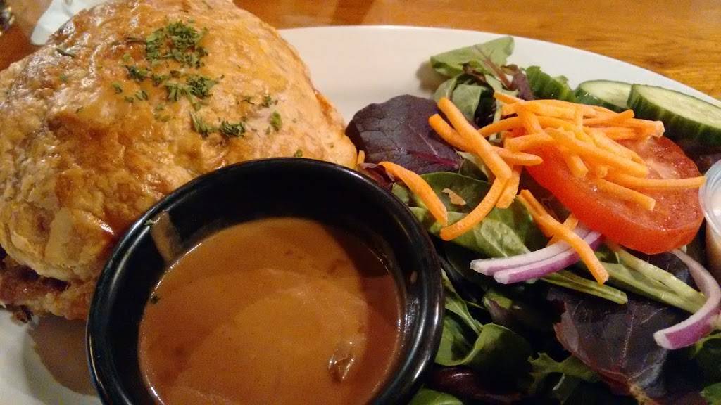 The Red Lion Lincoln Square | restaurant | 4749 N Rockwell St, Chicago, IL 60625, USA | 7736541341 OR +1 773-654-1341