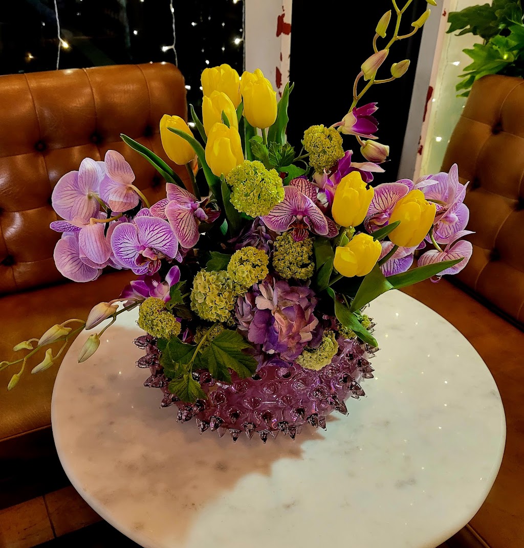 Nightcaps at Rosetta | restaurant | 206 S J St, Livermore, CA 94550, USA | 9253155212 OR +1 925-315-5212