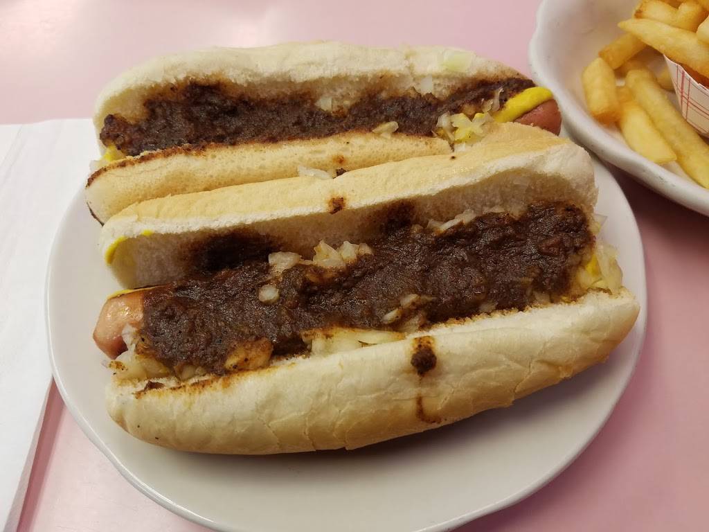 Abes Hot Dogs | restaurant | 210 Barney St, Wilkes-Barre, PA 18702, USA | 5708259213 OR +1 570-825-9213