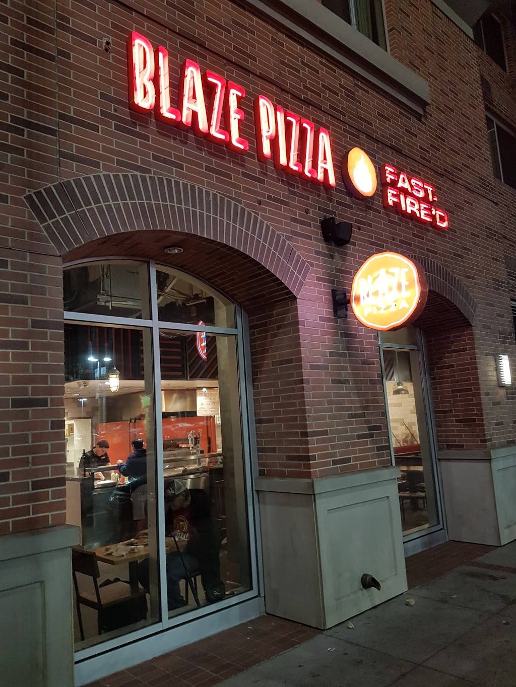 Subway Restaurants | restaurant | 3335 S Figueroa St, Los Angeles, CA 90007, USA | 2137499246 OR +1 213-749-9246