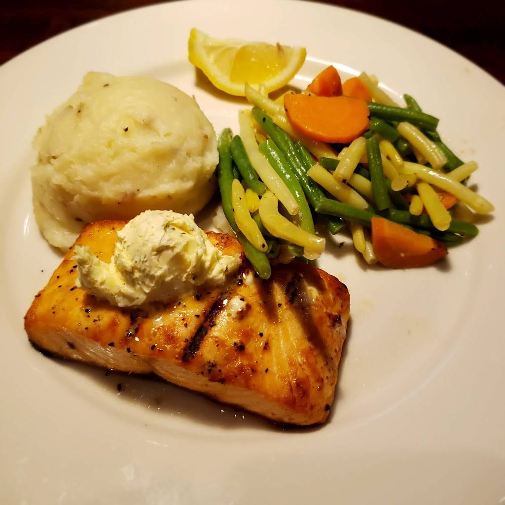 Houlihans | restaurant | 1288 Route US Highway 22 E, Bridgewater, NJ 08807, USA | 9082521300 OR +1 908-252-1300