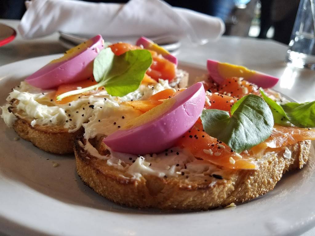 Public House | restaurant | 241 W Nine Mile Rd, Ferndale, MI 48220, USA | 2488507420 OR +1 248-850-7420