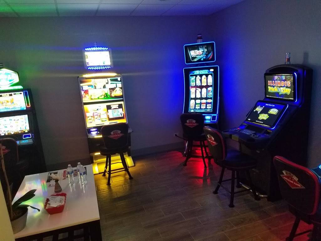 JJ’s Polish Restaurant | restaurant | 2104 Algonquin Rd, Lake in the Hills, IL 60156, USA | 8478544051 OR +1 847-854-4051