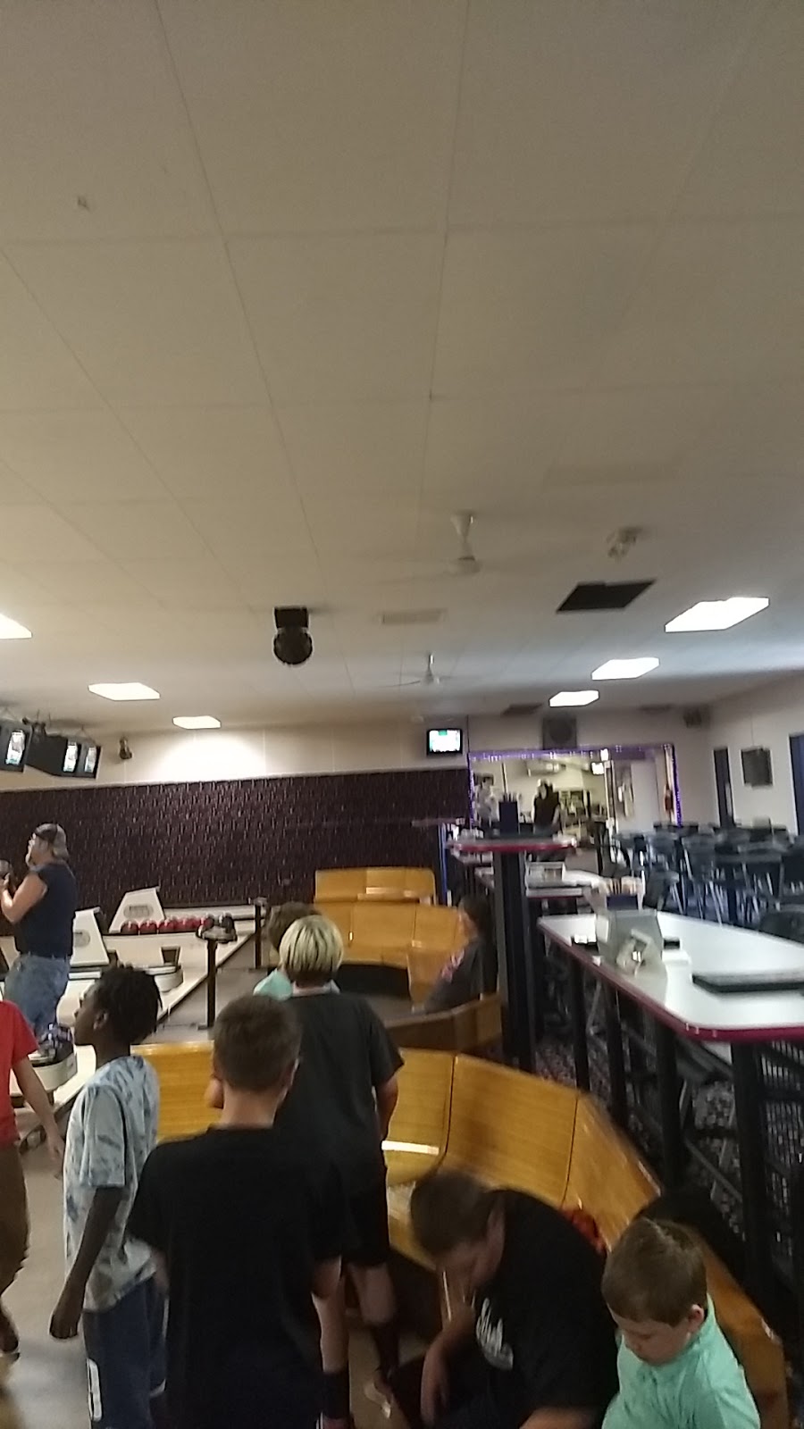 Strikers Bowl | meal takeaway | 2705 Cleveland Ave, St Joseph, MI 49085, USA | 2699833034 OR +1 269-983-3034