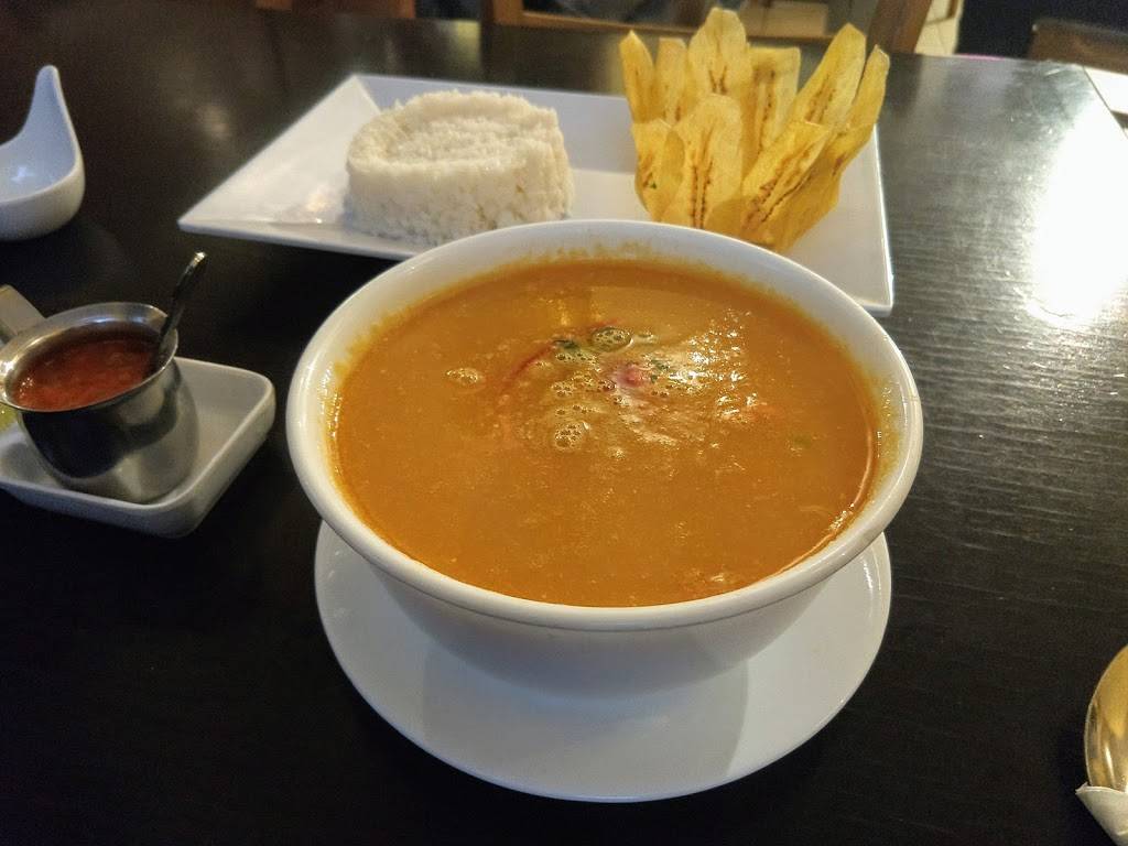 Leticias | restaurant | 40-32 National St, Corona, NY 11368, USA | 7185778180 OR +1 718-577-8180