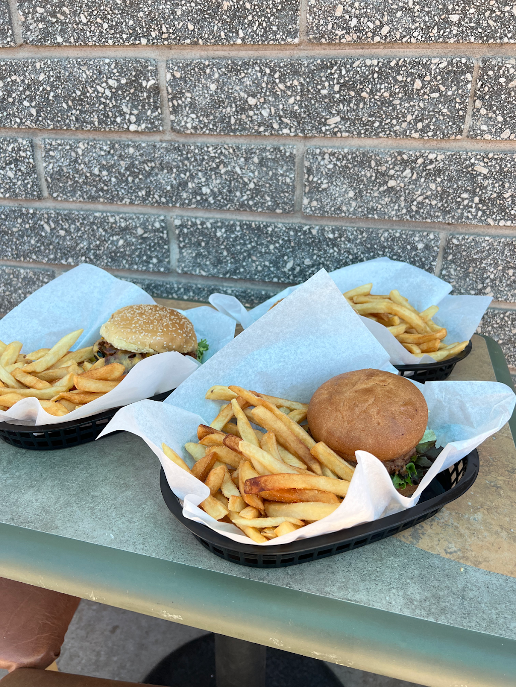 Phat Stax Nob Hill | restaurant | 114 Tulane Dr SE, Albuquerque, NM 87106, USA | 5055036564 OR +1 505-503-6564