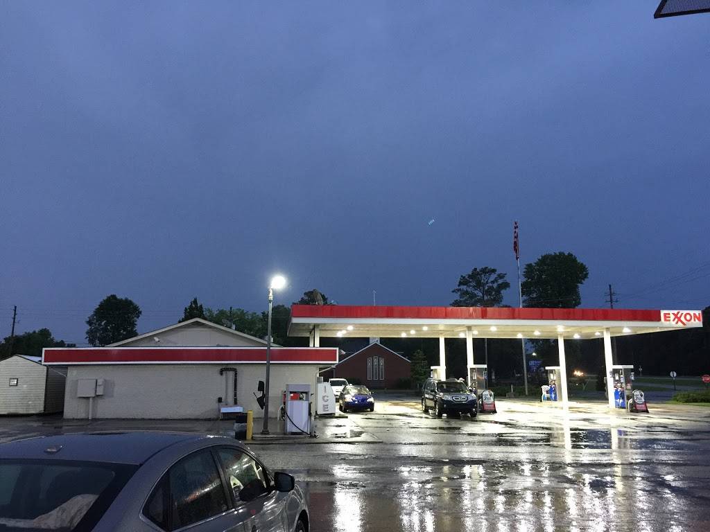Exxon | restaurant | 3990 US-70, New Bern, NC 28560, USA | 2526334558 OR +1 252-633-4558