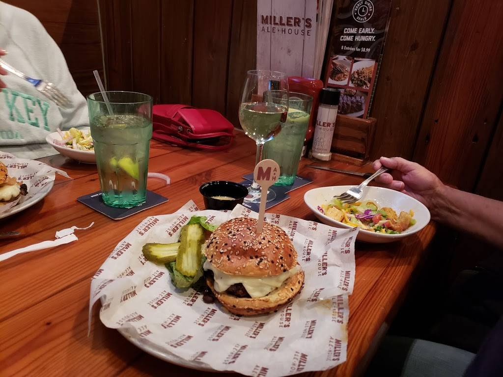 Millers Ale House - Daytona | restaurant | 2610 W International Speedway Blvd, Daytona Beach, FL 32114, USA | 3862552555 OR +1 386-255-2555
