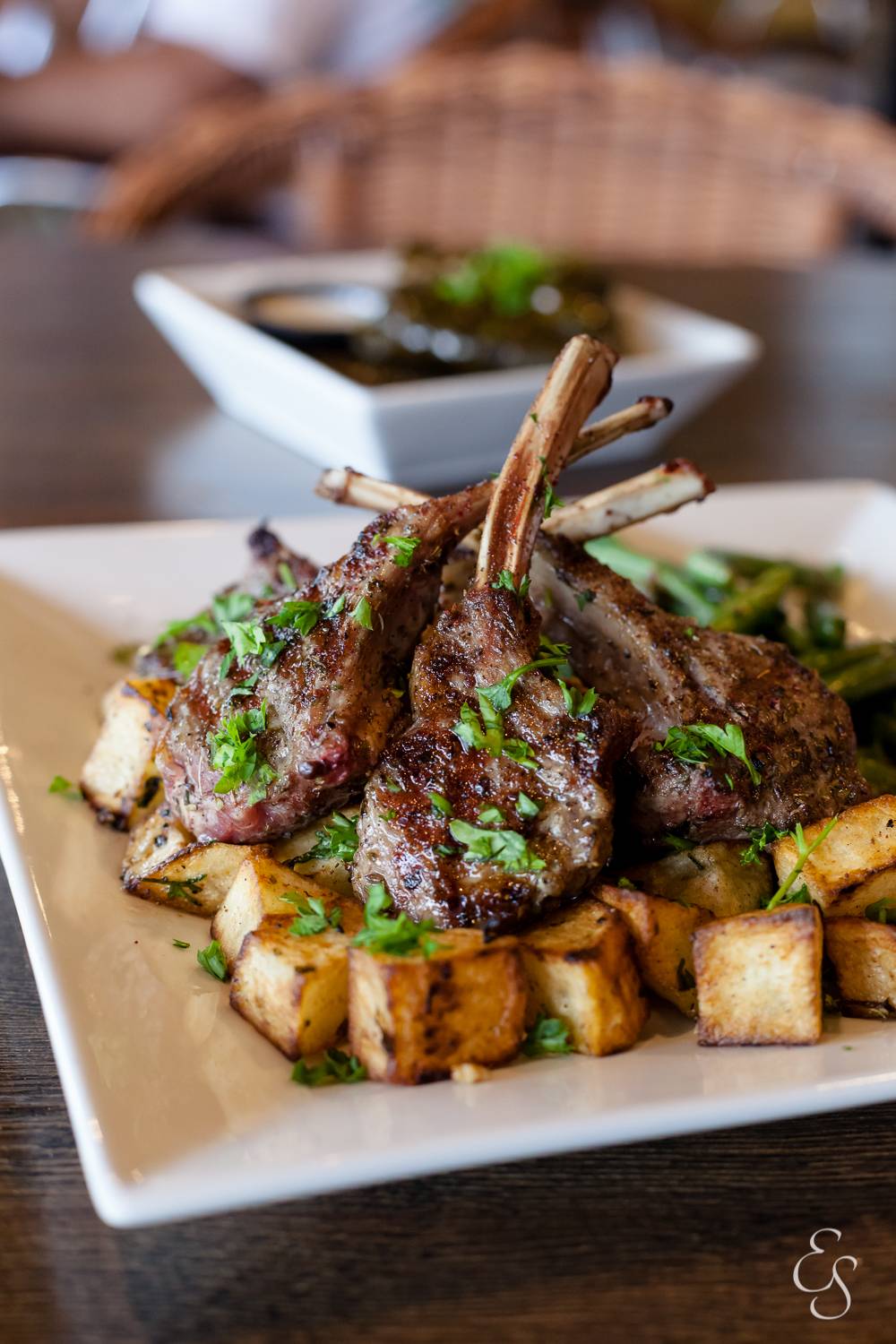 Olea Mediterranean Kitchen | restaurant | 674 W Corbett Ave, Swansboro, NC 28584, USA | 9103258332 OR +1 910-325-8332