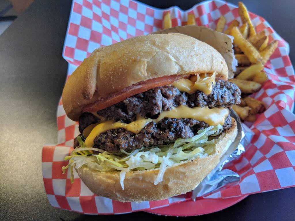 On The Bun Burgers | restaurant | 5030 Maingate Dr #11, Mississauga, ON L4W 1N5, Canada | 9052814440 OR +1 905-281-4440