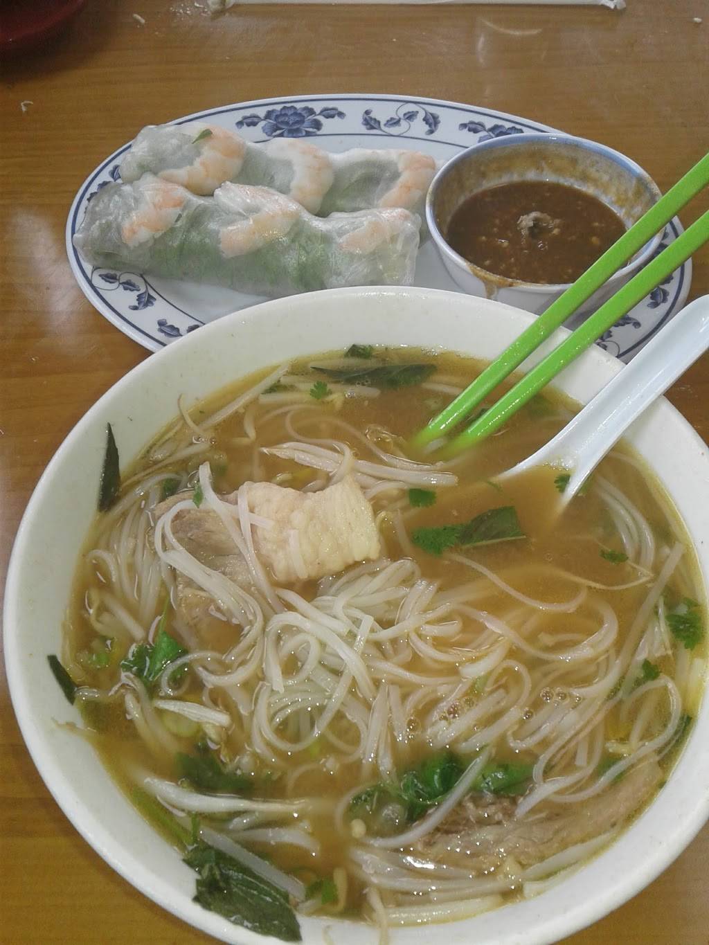 Pho Sao Bien Restaurant | restaurant | 1958 Garnet Ave, San Diego, CA 92109, USA | 8582729612 OR +1 858-272-9612