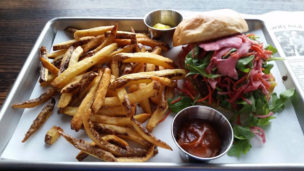 Longtable Beer Cafe | restaurant | 7545 Hubbard Ave, Middleton, WI 53562, USA | 6088412337 OR +1 608-841-2337