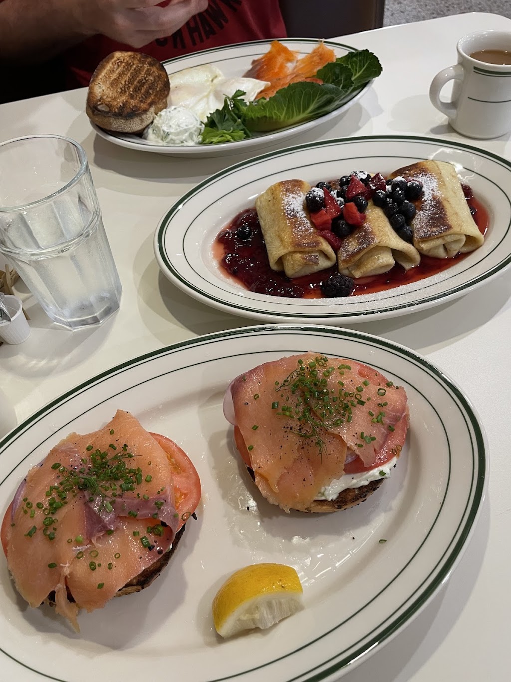 Menschs Deli | restaurant | 1608 Chicago Ave, Evanston, IL 60201, USA | 8478596153 OR +1 847-859-6153