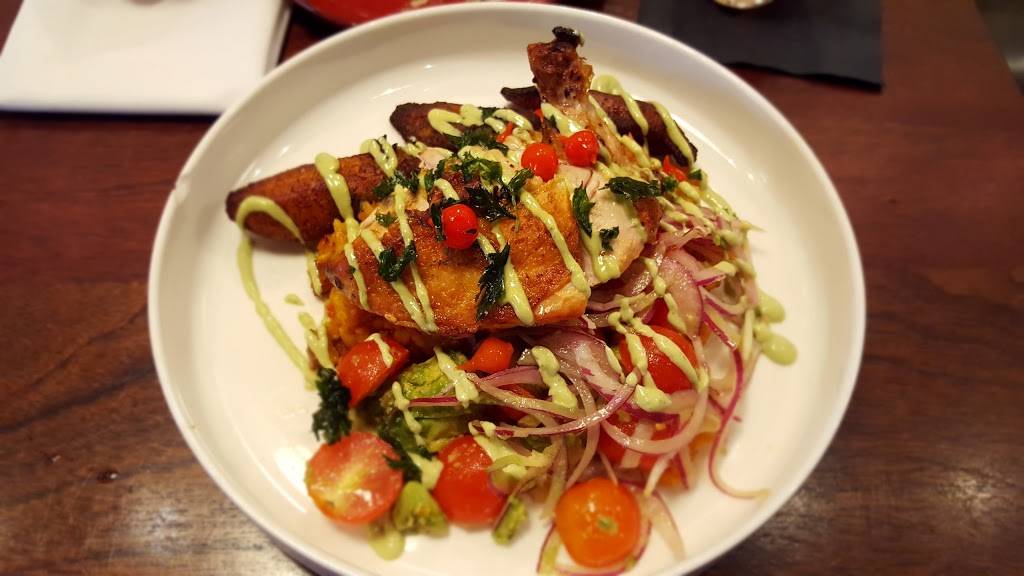 Artesano Vino Tapas Y Mas | restaurant | 1321 Herr Ln #130, Louisville, KY 40222, USA | 5027082196 OR +1 502-708-2196