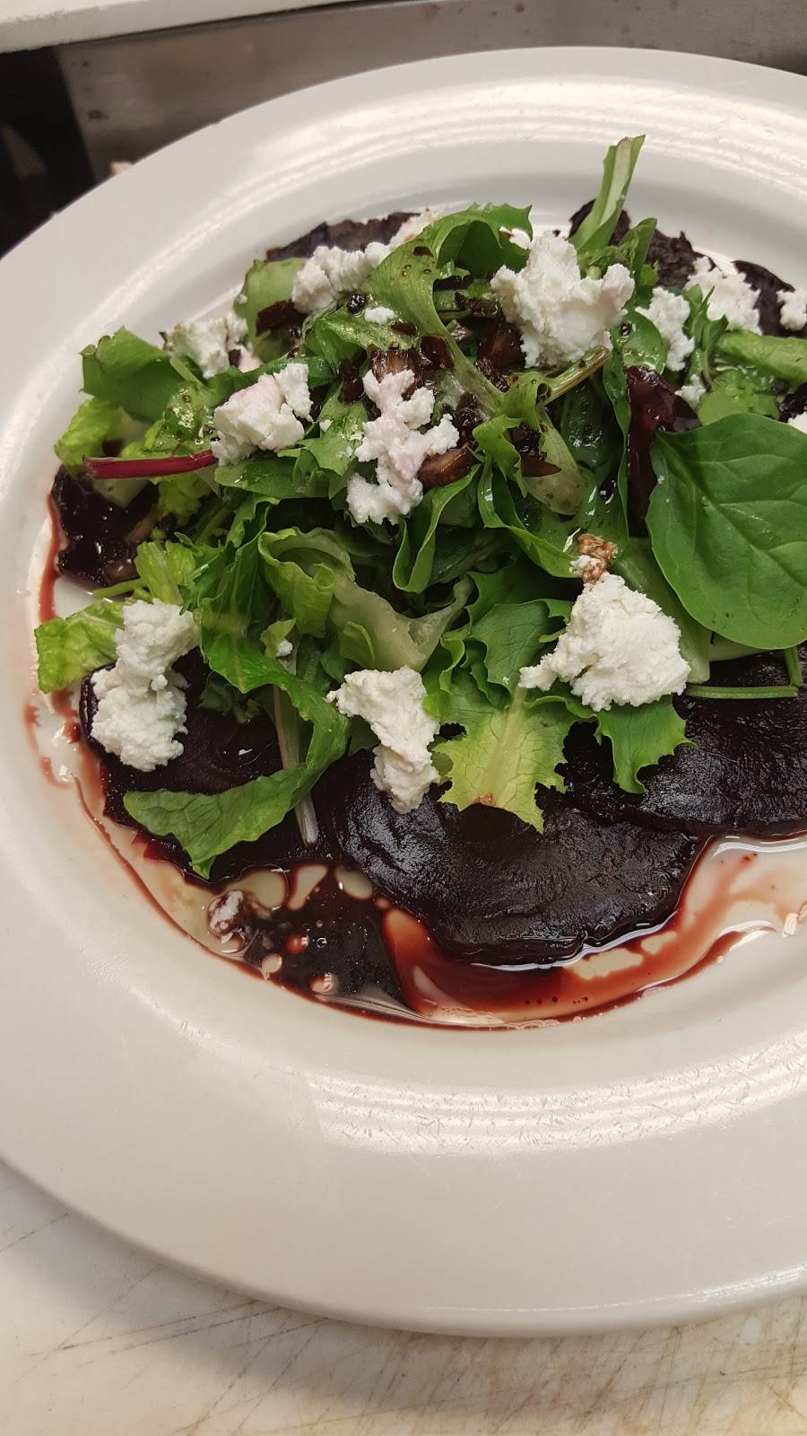 J&J Seafood Bar and Grill | restaurant | 634 E Atlantic Ave, Delray Beach, FL 33483, USA | 5612723390 OR +1 561-272-3390