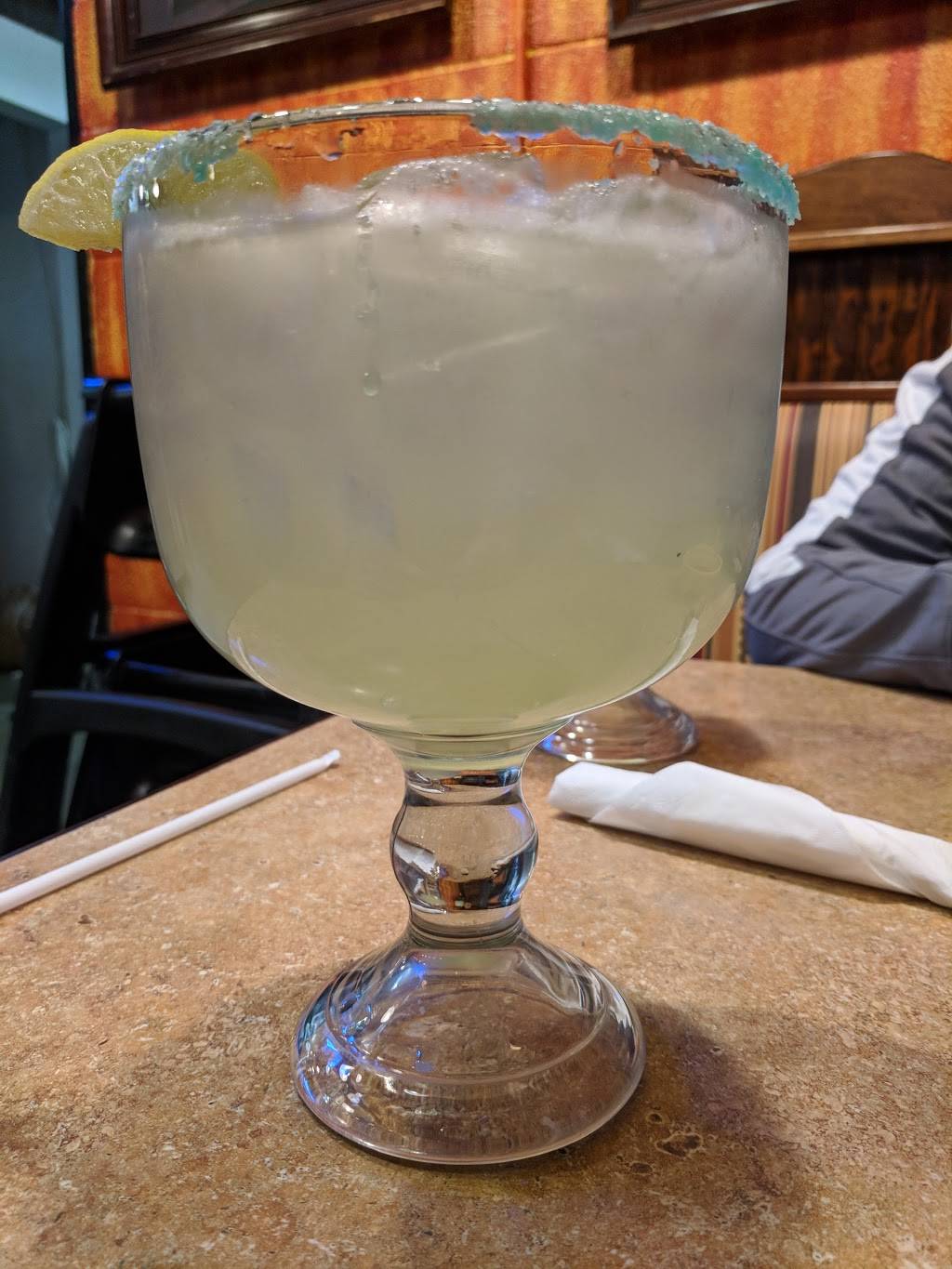 Don Ole Mexican Restaurant | restaurant | 721 Broadway, Highland, IL 62249, USA | 6186541329 OR +1 618-654-1329