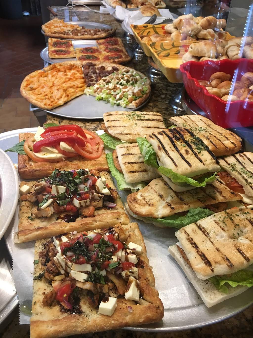 Angelas Pizzeria | restaurant | 3435 Fulton St, Brooklyn, NY 11208, USA | 7186479606 OR +1 718-647-9606