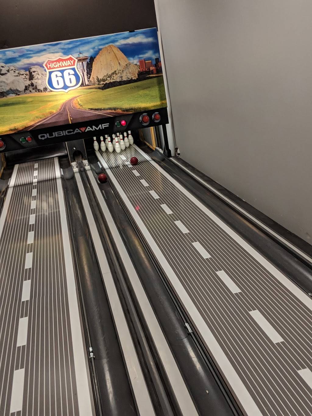 Bryans Bowling Center | restaurant | 1103 S Central Ave, Laurel, DE 19956, USA | 3028757400 OR +1 302-875-7400