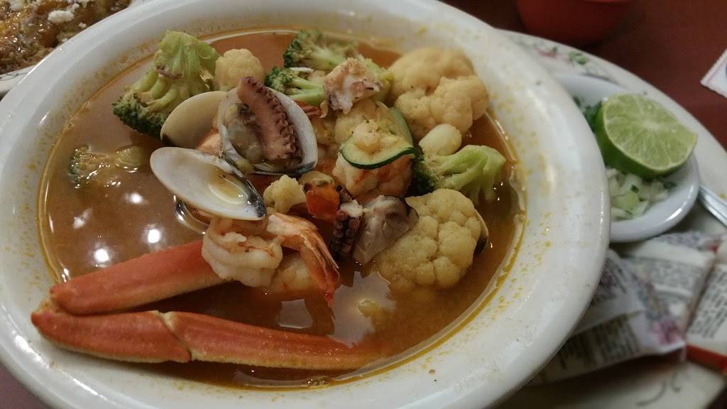 Mazatlan Restaurant | restaurant | 110 Cross St SE, Auburn, WA 98002, USA | 2538337133 OR +1 253-833-7133