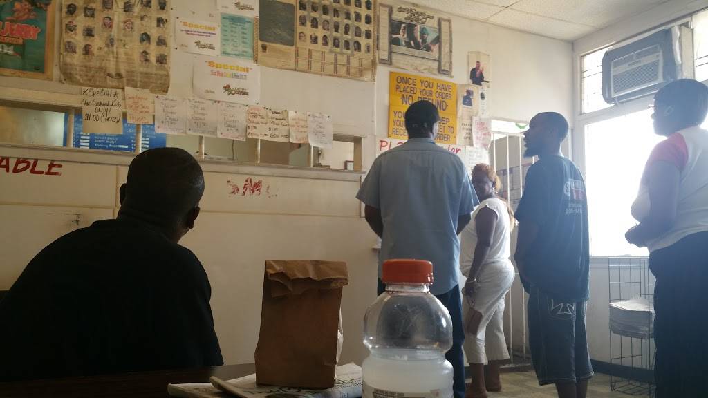 Louisiana Catfish | restaurant | 6090 Bonnie View Rd, Dallas, TX 75241, USA | 2143726321 OR +1 214-372-6321