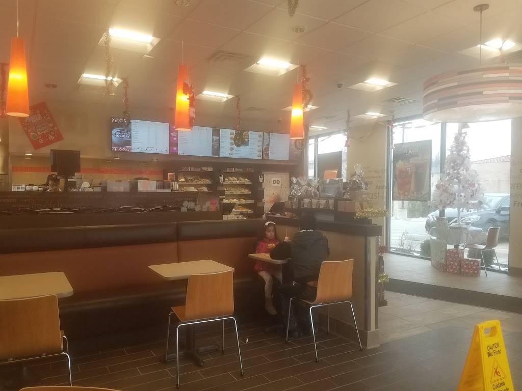 Dunkin | cafe | 617 Front St, McHenry, IL 60050, USA | 8153551839 OR +1 815-355-1839
